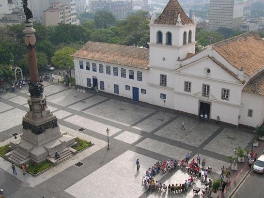 patio do colegio fonte: http://www.espacocomenius.com.br/