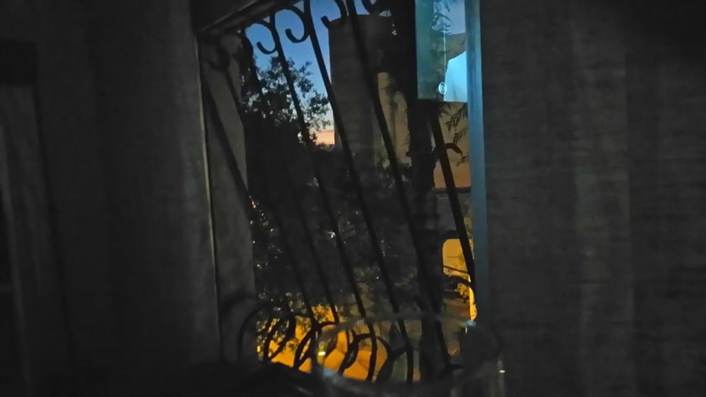 Com a falta de luz, pode granular um pouco a foto