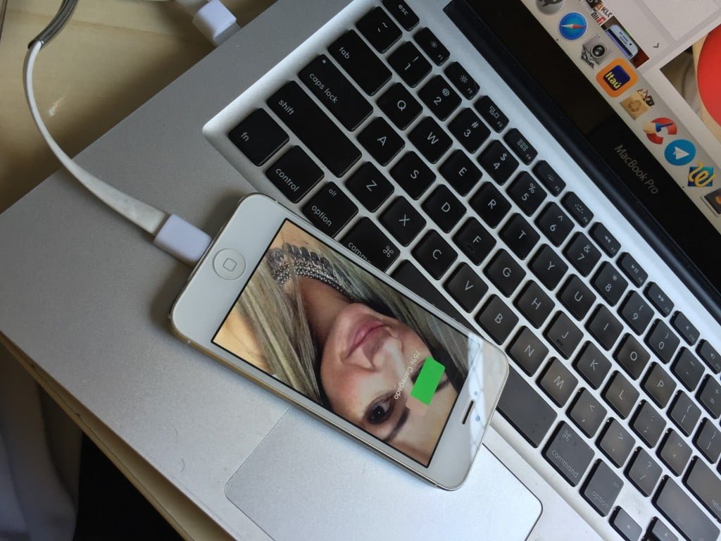 Pulseia USB recarregando