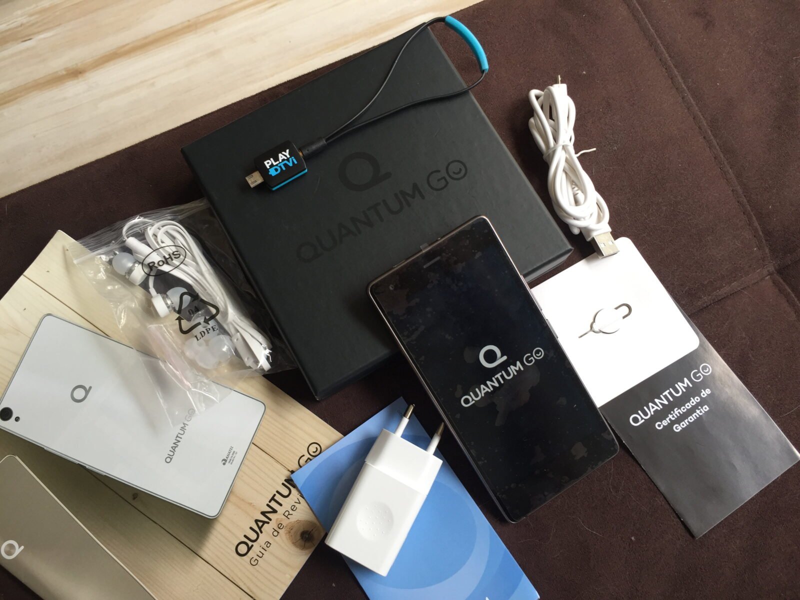 Quantum Go o smartphone bonito e acessível é do Brasil - Review