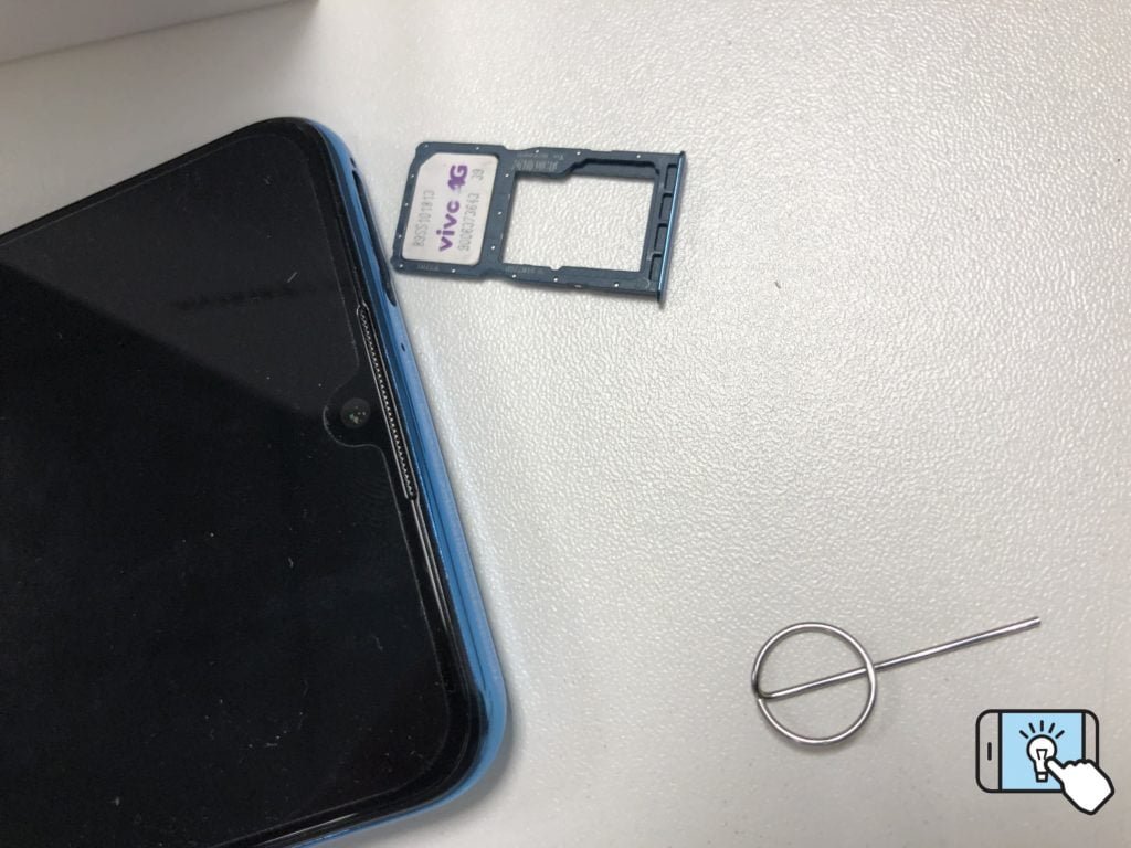 Bandeja de SIM card híbrida