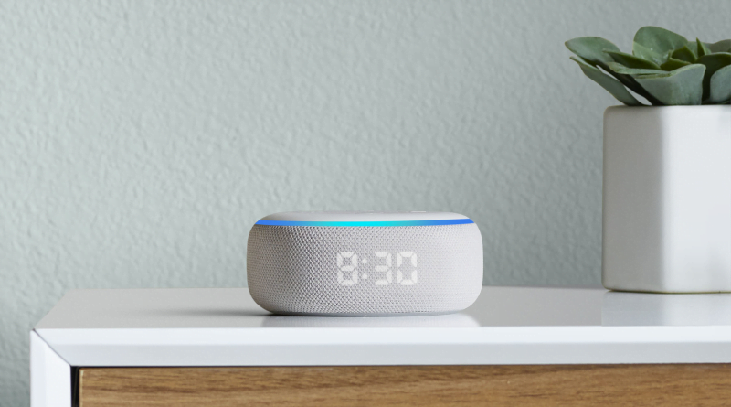 Echo Dot com relógio LED