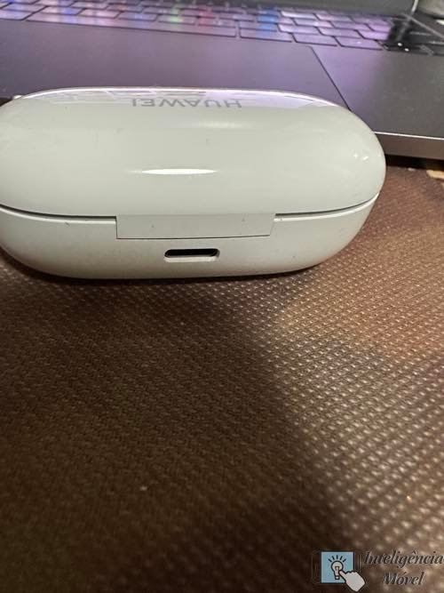 Aceita qulalquer carregador do tipo USB-C