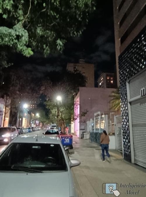 Noturna usando o modo Night Vision