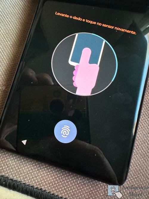 Lector de Digital na tela muito bom!
