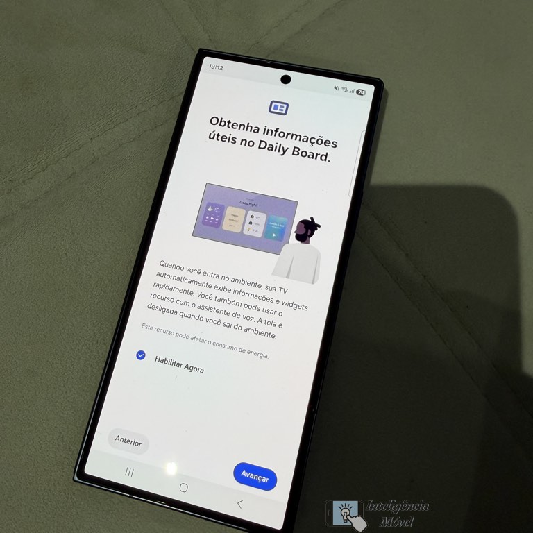 Controle a tv seja pelo smartphone samsung ou por seu smartwatch Samsung