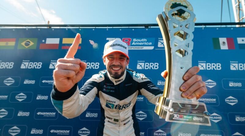 Pedro Cardoso venceu a corrida 1 em Cascavel (Luis França/Vicar)