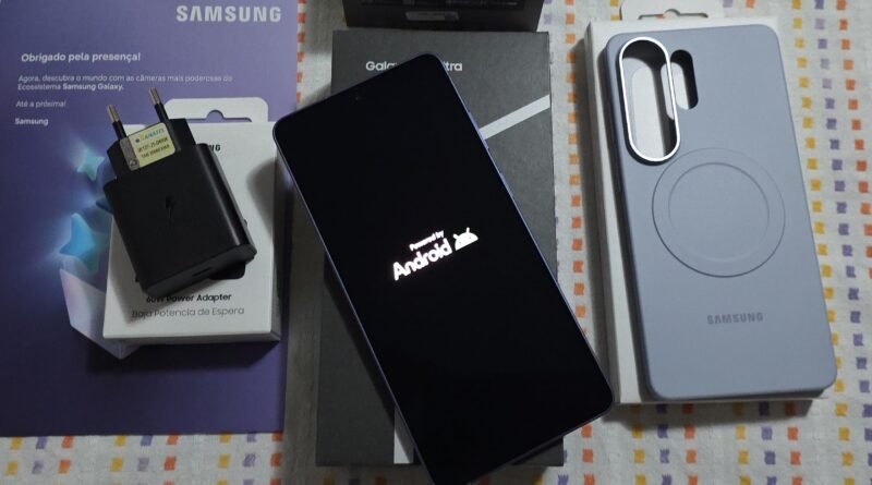 Samsung Galaxy S26 Ultra com carregarodr de 60W e Slim Magnet Case