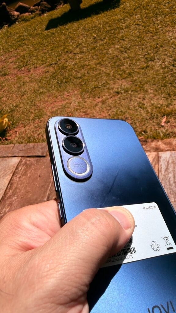 Sensor principal de 200 MP com estabilização óptica