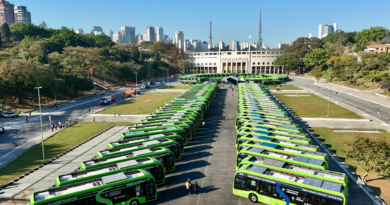 Largada da última etapa da Turismo Nacional, realizada em Cuiabá (Magnus Torquato/ Grupo Veloci)