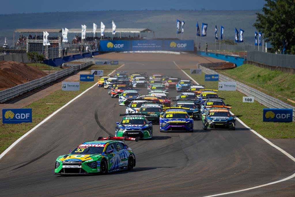 Bradesco Stock Pro Series realiza pela primeira vez na história uma corrida em formato endurance (Magnus Torquato/ Grupo Veloci)